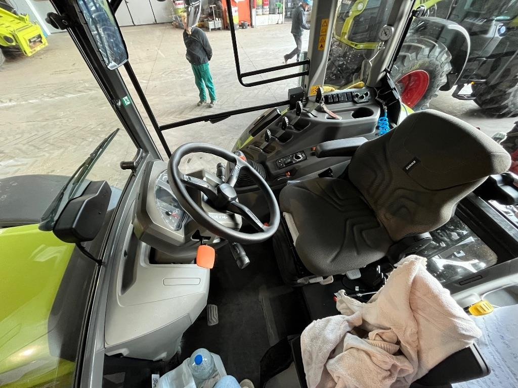 Claas Axos 3.105 - Tractor: foto 5 Claas Axos 3.105 - Tractor: foto 5