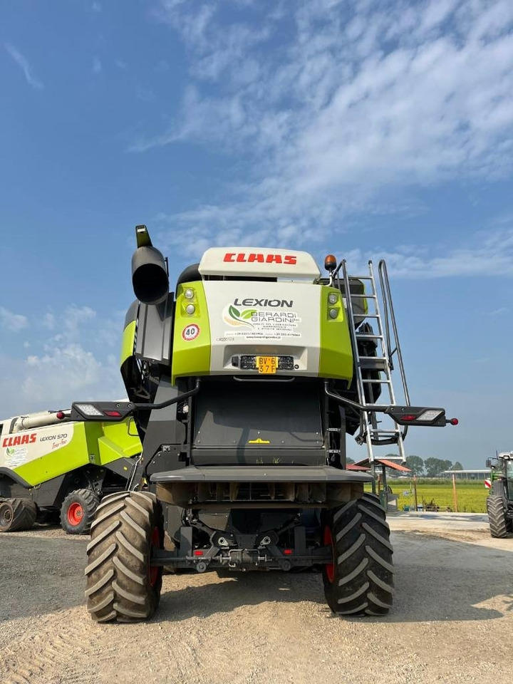 Claas LEXION 7600 TT - Cosechadora de granos: foto 3 Claas LEXION 7600 TT - Cosechadora de granos: foto 3