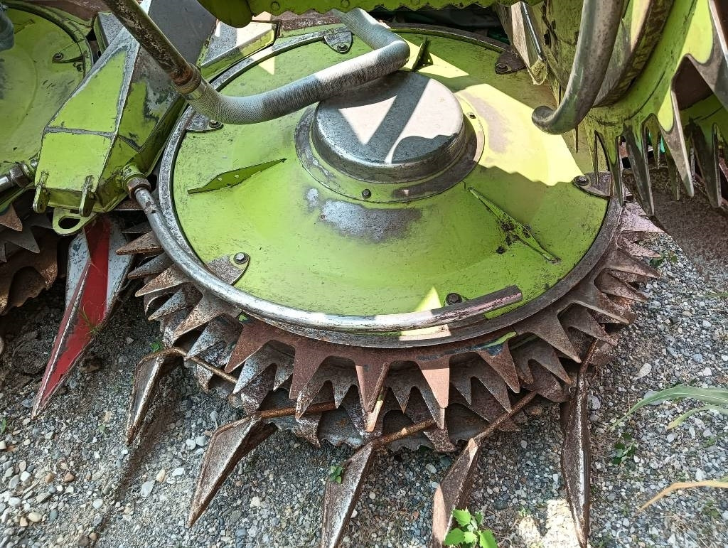 Cabezal de maíz Claas Orbis 600: foto 9