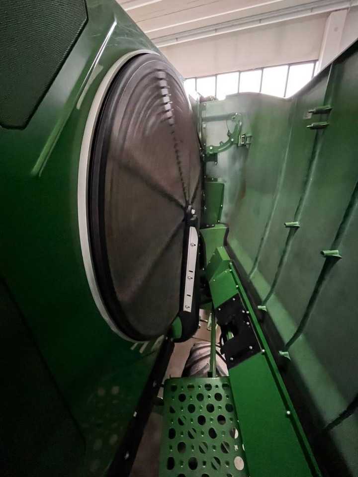 John Deere S790 i - Cosechadora de granos: foto 5 John Deere S790 i - Cosechadora de granos: foto 5