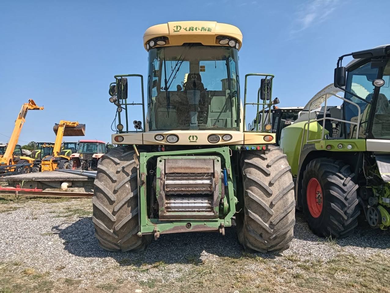 KRONE BIG X 850 - Cosechadora de forraje: foto 2 KRONE BIG X 850 - Cosechadora de forraje: foto 2