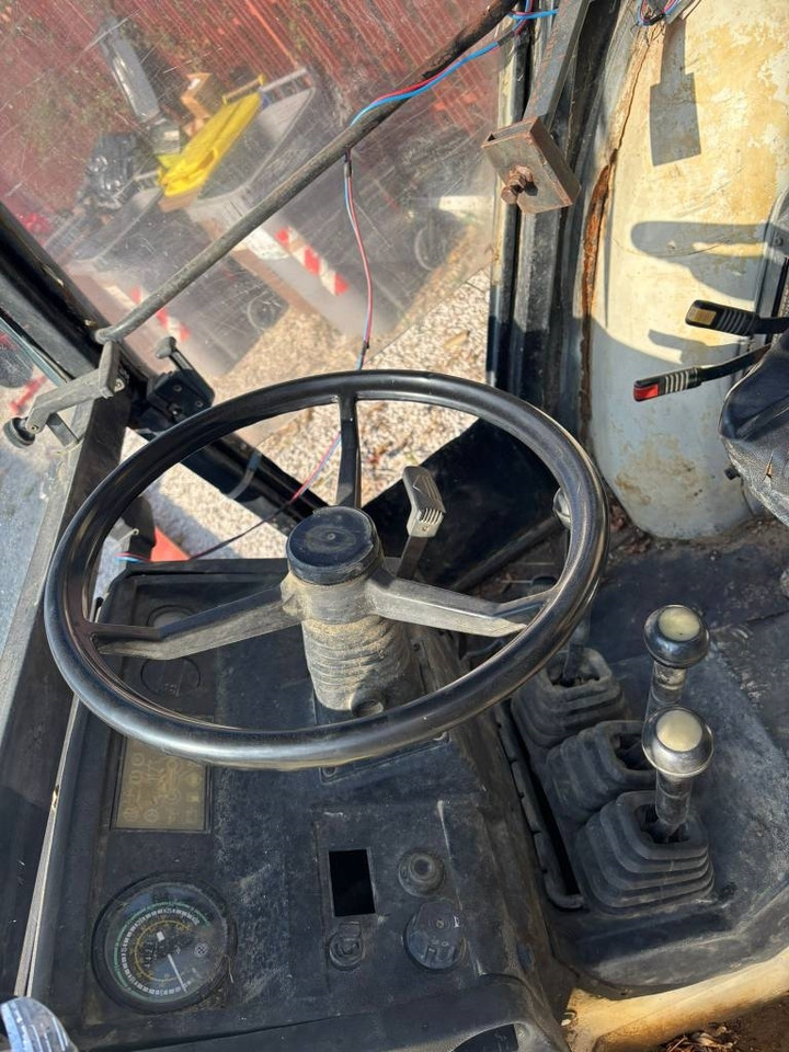 Lamborghini 600 V DT - Tractor: foto 5 Lamborghini 600 V DT - Tractor: foto 5