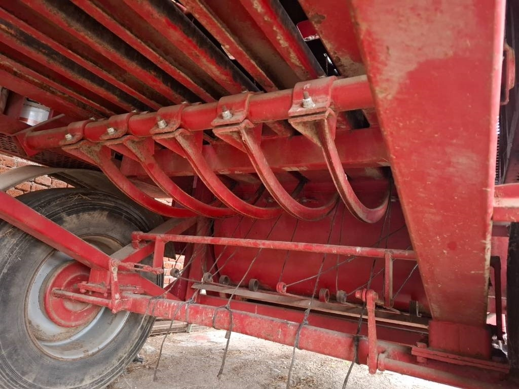 Supertino SP 60 120 - Rotoempacadora: foto 5 Supertino SP 60 120 - Rotoempacadora: foto 5