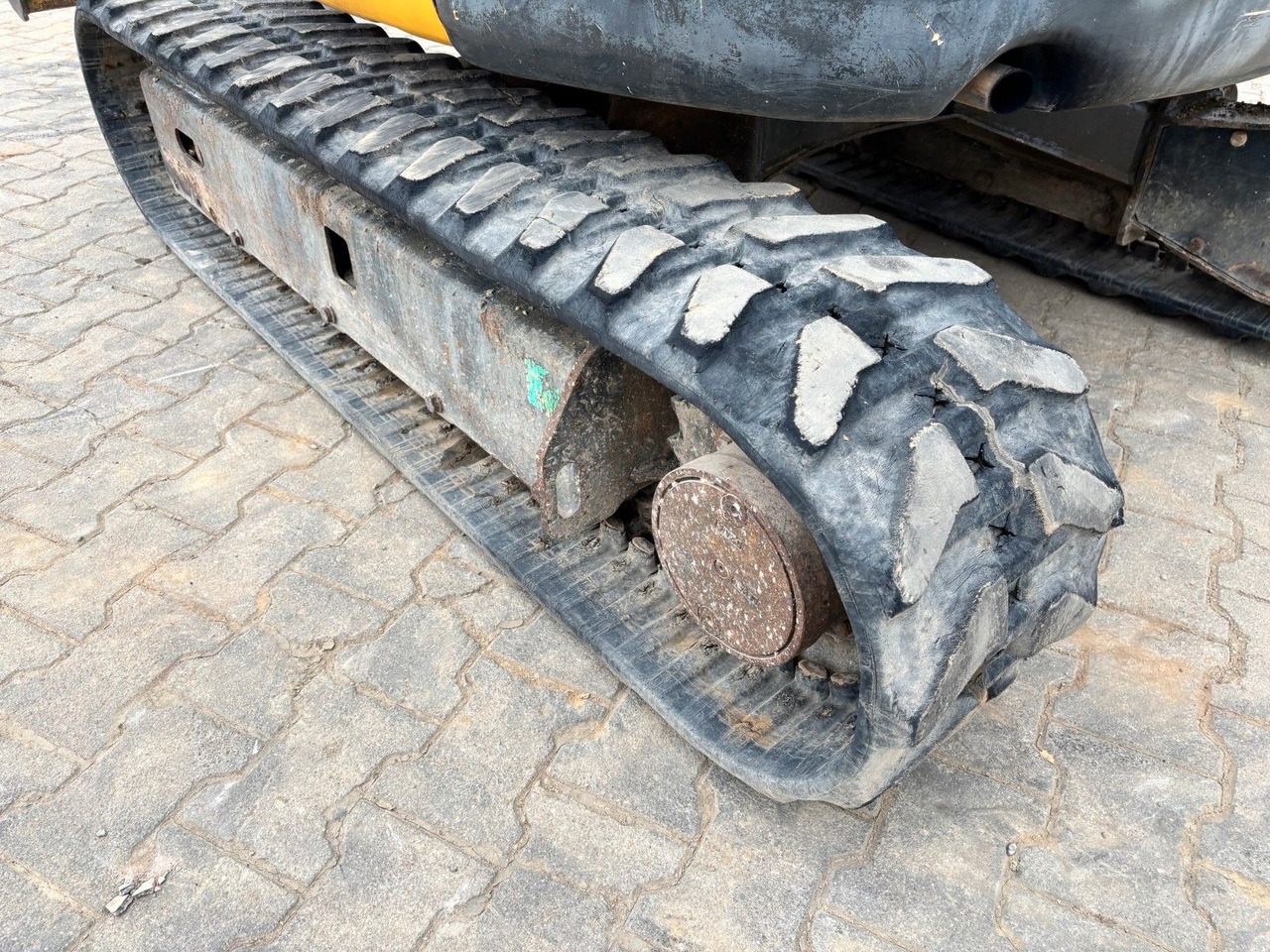 Komatsu PC26MR-3 - Miniexcavadora: foto 3 Komatsu PC26MR-3 - Miniexcavadora: foto 3