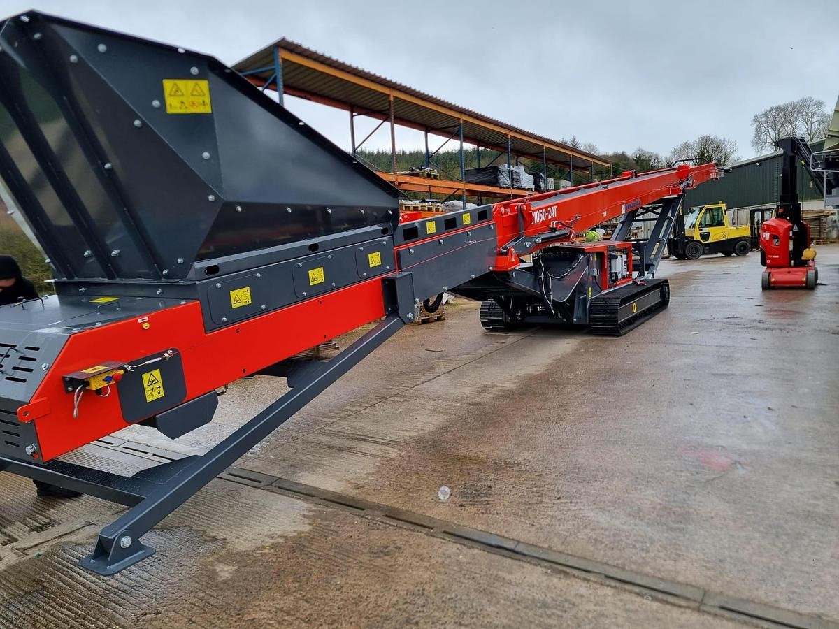DQS Heavy Duty Tracked Conveyor - Apilador: foto 1 DQS Heavy Duty Tracked Conveyor - Apilador: foto 1