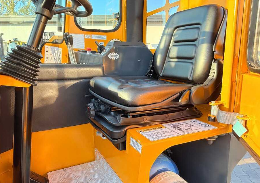 Carretilla de 4 vías Combilift C4000 / GAS / TRIPLEX – 5600MM / FREE LIFT / FORK SIDESHIFT / LIKE NEW: foto 25