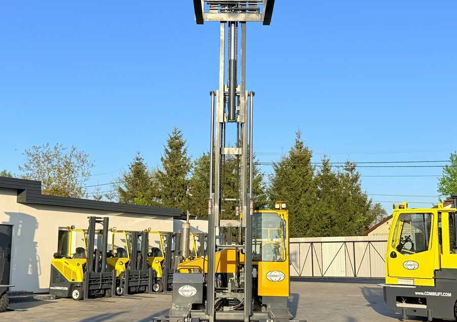 Carretilla de 4 vías Combilift C4000 / GAS / TRIPLEX – 5600MM / FREE LIFT / FORK SIDESHIFT / LIKE NEW: foto 32