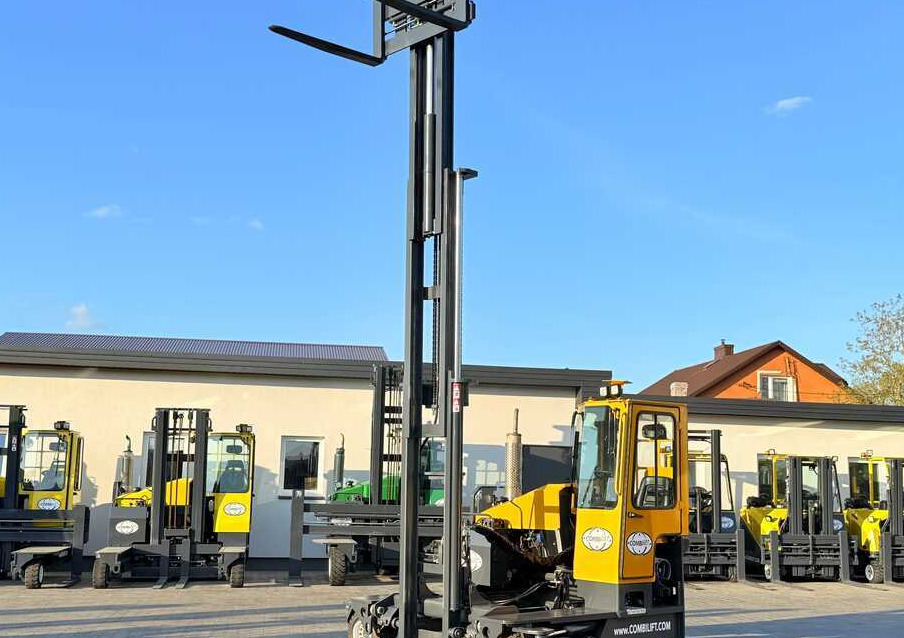 Carretilla de 4 vías Combilift C4000 / GAS / TRIPLEX – 5600MM / FREE LIFT / FORK SIDESHIFT / LIKE NEW: foto 31
