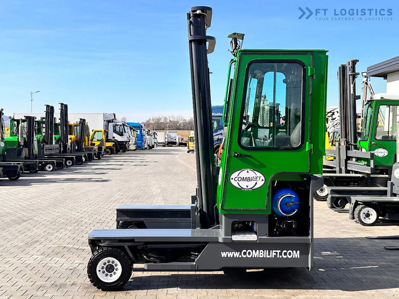Combilift C4000 / LPG / DUPLEX / 4500MM / FREE LIFT / LIKE NEW C4000 / LPG / DUPLEX / 4500MM / FREE LIFT / LIKE NEW - Carretilla de 4 vías: foto 3 Combilift C4000 / LPG / DUPLEX / 4500MM / FREE LIFT / LIKE NEW C4000 / LPG / DUPLEX / 4500MM / FREE LIFT / LIKE NEW - Carretilla de 4 vías: foto 3