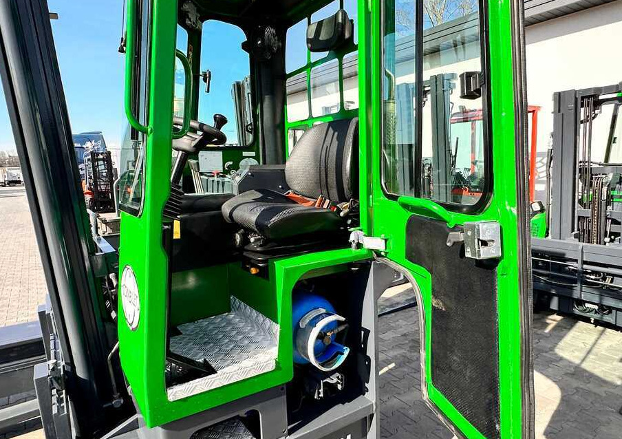 Combilift C4000 / LPG / DUPLEX / 4500MM / FREE LIFT / LIKE NEW - Carretilla de 4 vías: foto 5 Combilift C4000 / LPG / DUPLEX / 4500MM / FREE LIFT / LIKE NEW - Carretilla de 4 vías: foto 5