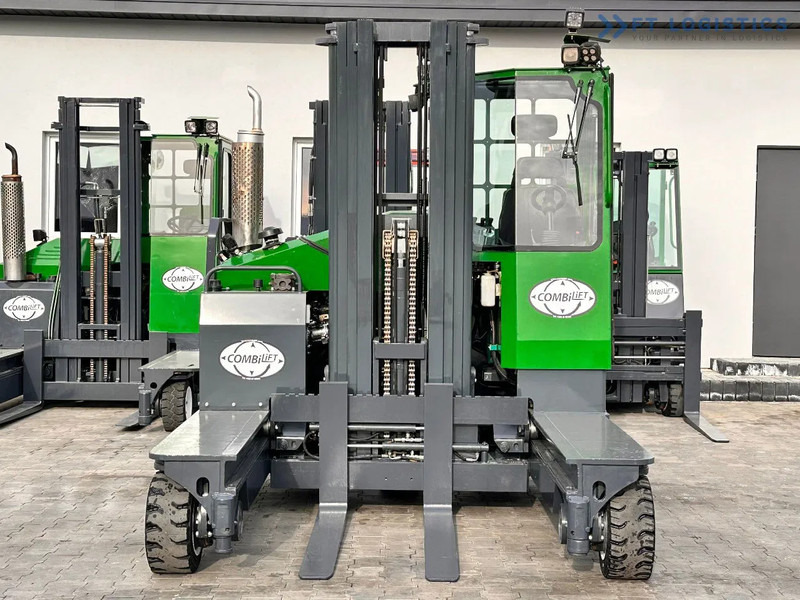 Combilift C4500 / LPG / TRIPLEX / 5500MM / FREE LIFT / HYDRAULIC FORK SHIFT / Like New C4500 / LPG / TRIPLEX / 5500MM / FREE LIFT / HYDRAU - Carretilla de 4 vías: foto 4 Combilift C4500 / LPG / TRIPLEX / 5500MM / FREE LIFT / HYDRAULIC FORK SHIFT / Like New C4500 / LPG / TRIPLEX / 5500MM / FREE LIFT / HYDRAU - Carretilla de 4 vías: foto 4