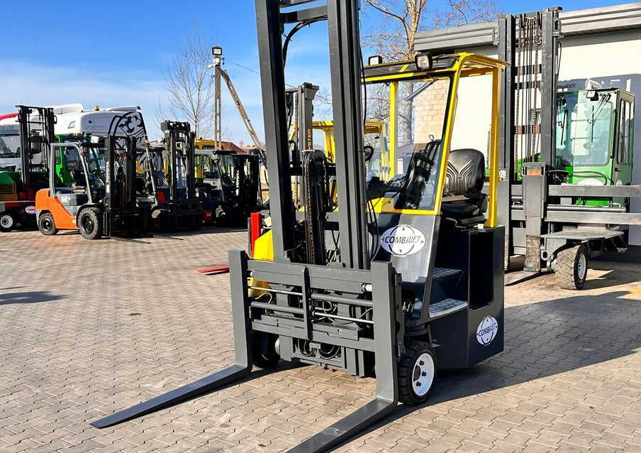 Combilift CB3000 / LPG / DUPLEX / 4000MM / FREE LIFT / NEW BAND TIRES / LIKE NEW - Carretilla de 4 vías: foto 2 Combilift CB3000 / LPG / DUPLEX / 4000MM / FREE LIFT / NEW BAND TIRES / LIKE NEW - Carretilla de 4 vías: foto 2