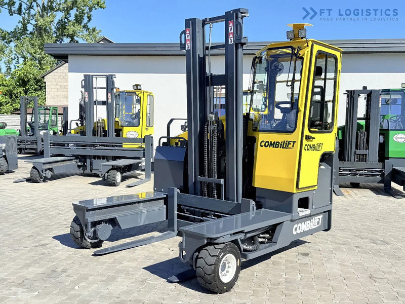 Combilift Combilift FOUR-WAY MULTIDIRECTIONAL FORKLIFT C4000 / DIESEL / DUPLEX 4100MM / ONLY 2888 HOURS / FORK POSITIONER / FULL CABIN – H - Carretilla de 4 vías: foto 3 Combilift Combilift FOUR-WAY MULTIDIRECTIONAL FORKLIFT C4000 / DIESEL / DUPLEX 4100MM / ONLY 2888 HOURS / FORK POSITIONER / FULL CABIN – H - Carretilla de 4 vías: foto 3