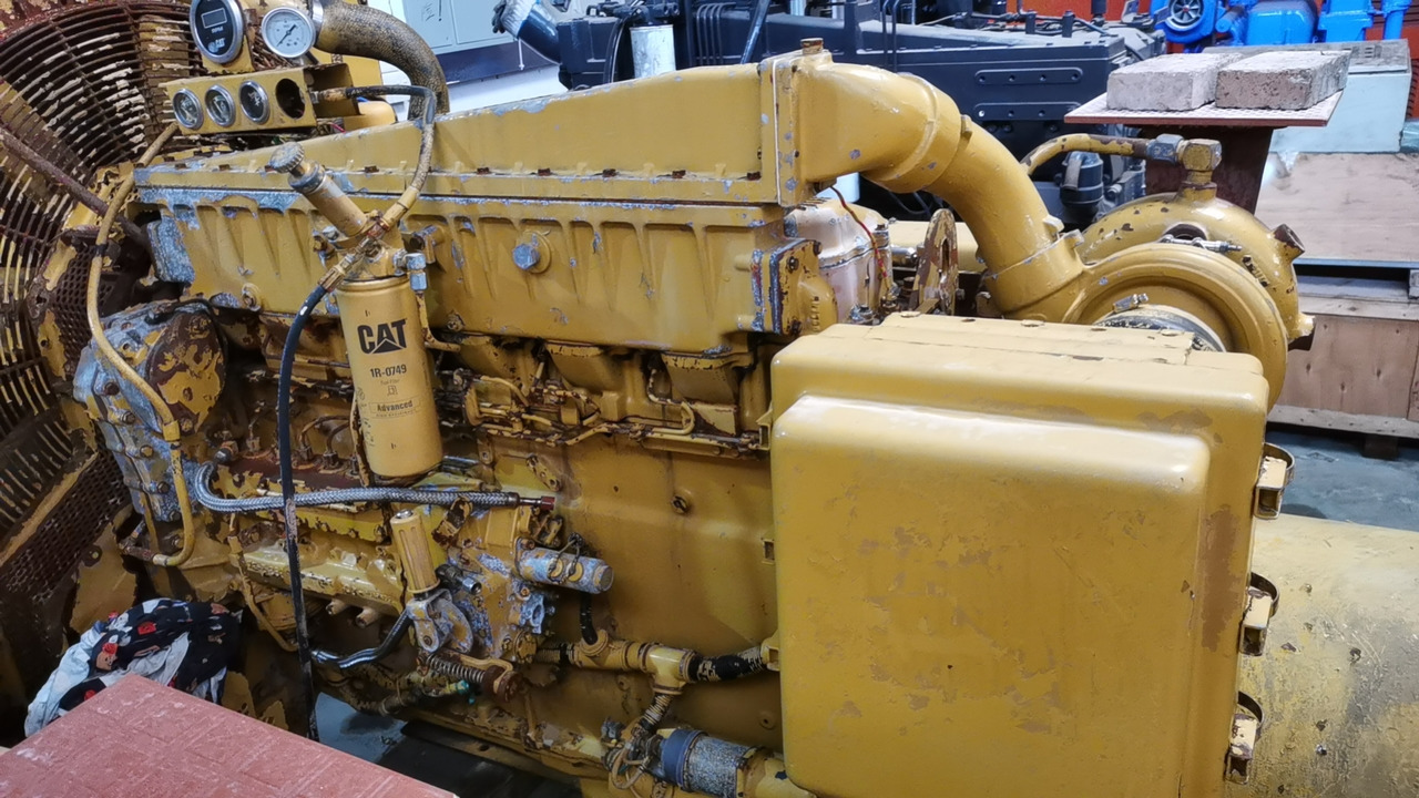 CATERPILLAR 3406 - Motor y piezas para Bulldozer: foto 3 CATERPILLAR 3406 - Motor y piezas para Bulldozer: foto 3