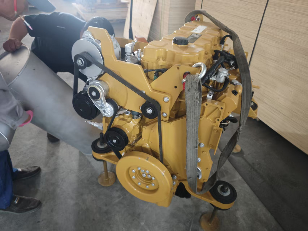 CATERPILLAR C9 - Motor y piezas para Implemento: foto 4 CATERPILLAR C9 - Motor y piezas para Implemento: foto 4