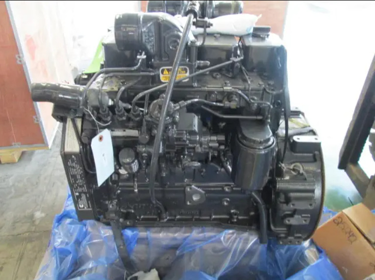 CUMMINS 4BT3.9 - Motor para Excavadora: foto 3 CUMMINS 4BT3.9 - Motor para Excavadora: foto 3