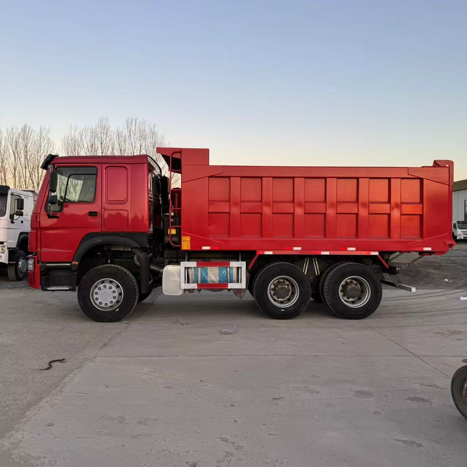 Camión volquete nuevo HOWO HOWO 371  6*4  dump truck: foto 6