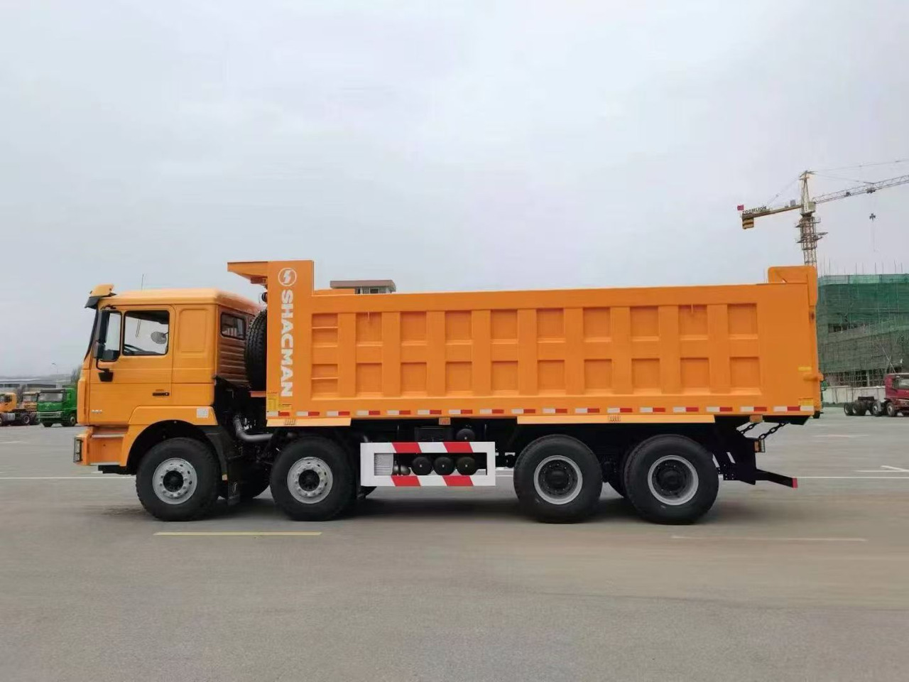 SHACMAN F3000,8×4 - Camión volquete: foto 3 SHACMAN F3000,8×4 - Camión volquete: foto 3