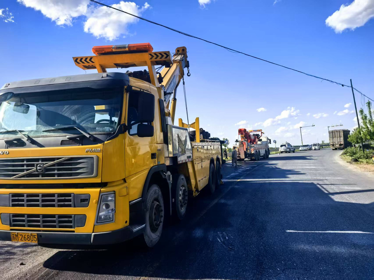 XCMG crane truck 70t - Camión grúa: foto 1 XCMG crane truck 70t - Camión grúa: foto 1