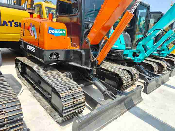 90% New Mini Excavator Doosan DH55, 5-Ton Mini Used High Quality - Miniexcavadora: foto 5 90% New Mini Excavator Doosan DH55, 5-Ton Mini Used High Quality - Miniexcavadora: foto 5