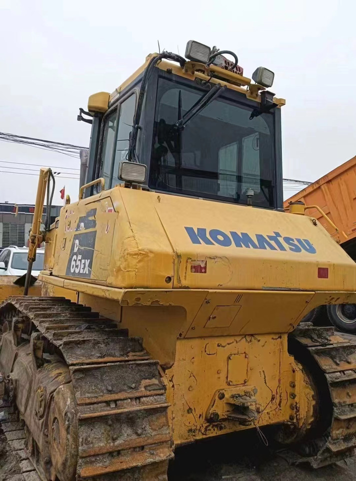 BULLDOZER Used Komatsu Bulldozer D65ex Strong Power Komatsu D65ex Track Dozer for Sale - Bulldozer: foto 2 BULLDOZER Used Komatsu Bulldozer D65ex Strong Power Komatsu D65ex Track Dozer for Sale - Bulldozer: foto 2