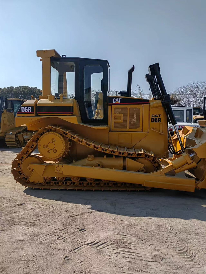 CAT Used Bulldozer D6R High Quality - Bulldozer: foto 4 CAT Used Bulldozer D6R High Quality - Bulldozer: foto 4