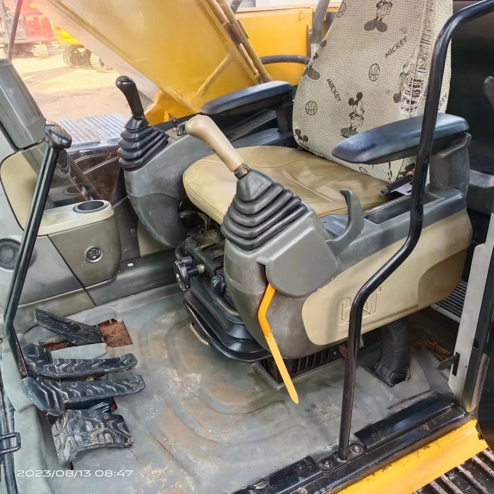 CATERPILLAR 320D - Excavadora de cadenas: foto 5 CATERPILLAR 320D - Excavadora de cadenas: foto 5