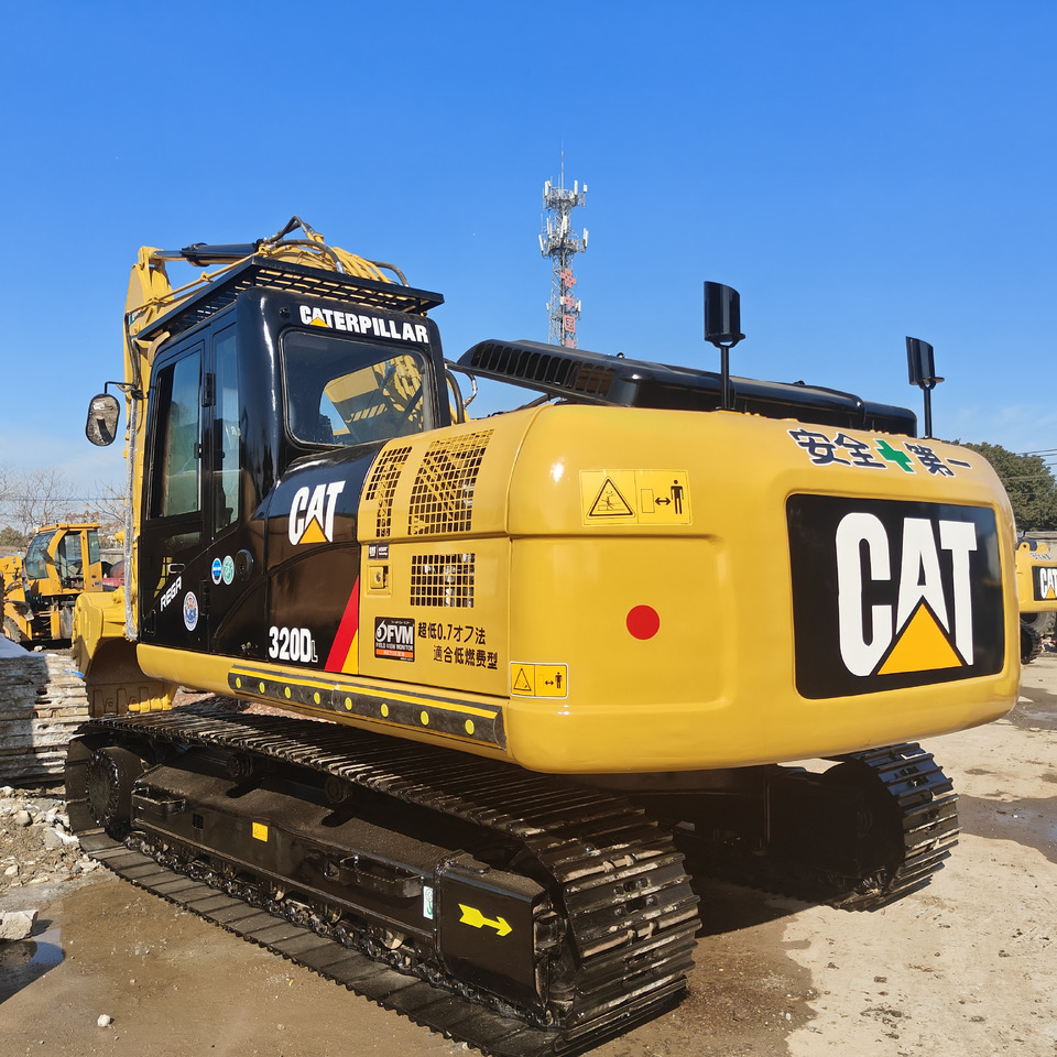 EXCAVATOR Used Cat Excavator Japan 20 Tons Digger Machinery Caterpillar CAT 320D for Sale Cat - Excavadora de cadenas: foto 4 EXCAVATOR Used Cat Excavator Japan 20 Tons Digger Machinery Caterpillar CAT 320D for Sale Cat - Excavadora de cadenas: foto 4