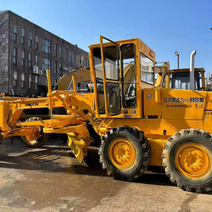 Excellent Condition Hot Selling Used Grader Komatsu GD511 for Sale in Hefei City Good Quality Cheap Price Good Condition - Grader: foto 1 Excellent Condition Hot Selling Used Grader Komatsu GD511 for Sale in Hefei City Good Quality Cheap Price Good Condition - Grader: foto 1
