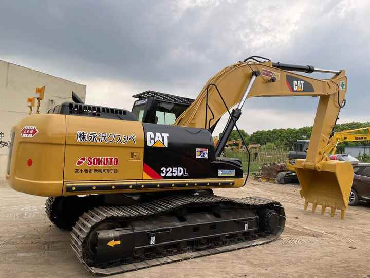 High Quality Japanese Cat325DL 29tons Excavator Second Hand Caterpillar with Factory Price Cheapest Price - Excavadora de cadenas: foto 2 High Quality Japanese Cat325DL 29tons Excavator Second Hand Caterpillar with Factory Price Cheapest Price - Excavadora de cadenas: foto 2