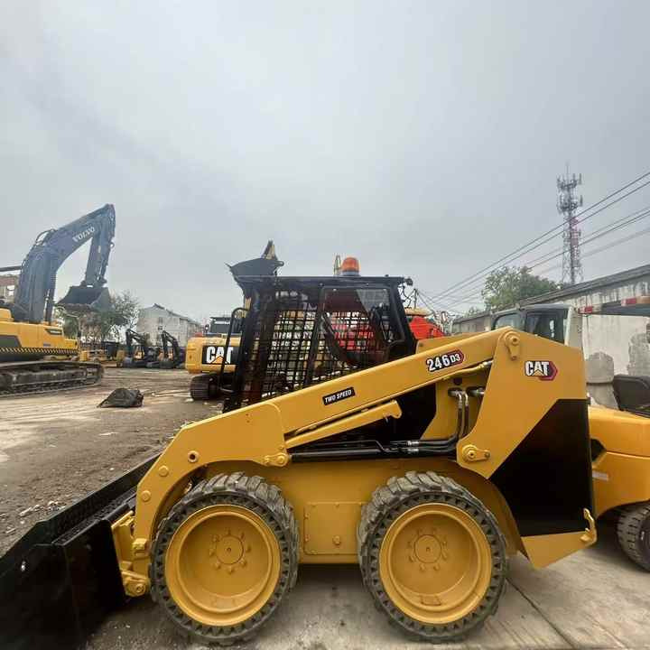 High Quality Used Cat 246D3 Excavator with Low Working Hoursand Best Price Used Cat 246D3 Machine with Cheap Price for Sale - Minicargadora: foto 1 High Quality Used Cat 246D3 Excavator with Low Working Hoursand Best Price Used Cat 246D3 Machine with Cheap Price for Sale - Minicargadora: foto 1
