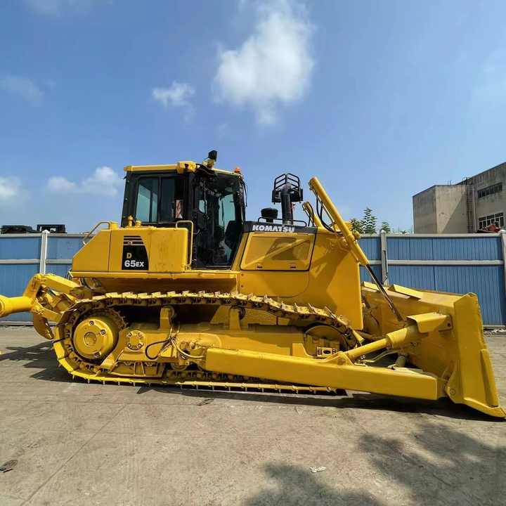 Komatsu D65EX High Efficiency Bulldozer komatsu Engine 180HP Crawler Bulldozer China - Bulldozer: foto 1 Komatsu D65EX High Efficiency Bulldozer komatsu Engine 180HP Crawler Bulldozer China - Bulldozer: foto 1