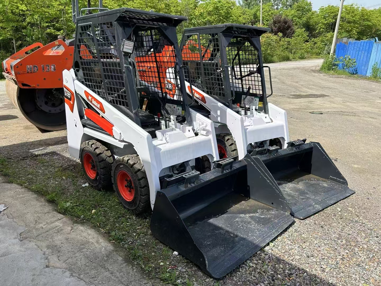 BOBCAT used bobcat s70 hotsale high quality - Maquinaria de construcción: foto 1 BOBCAT used bobcat s70 hotsale high quality - Maquinaria de construcción: foto 1
