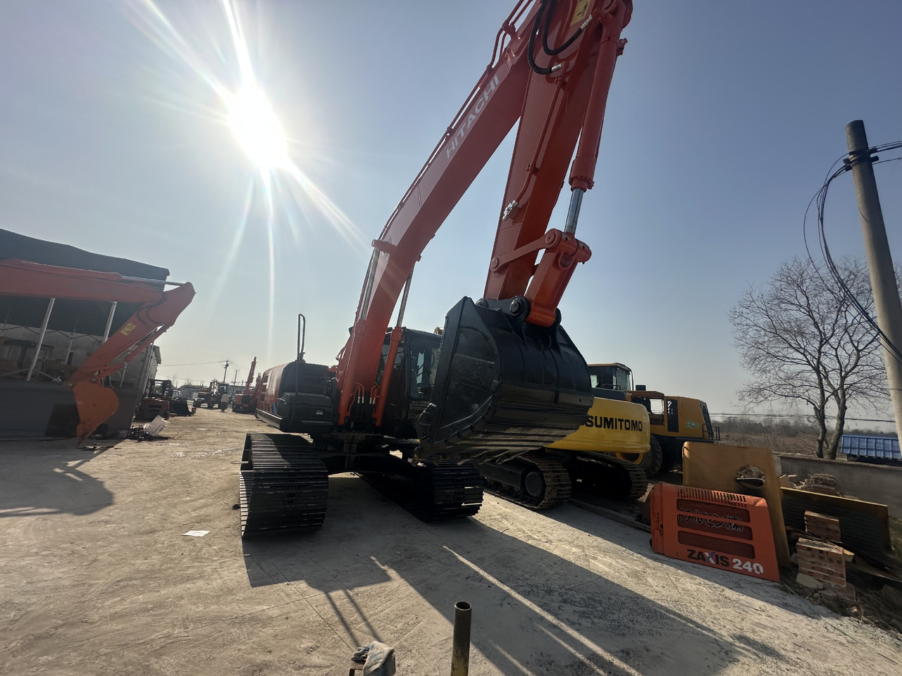 HITACHI Used Excavator ZX210-5G High Quality - Maquinaria de construcción: foto 3 HITACHI Used Excavator ZX210-5G High Quality - Maquinaria de construcción: foto 3