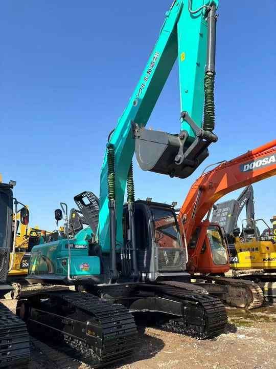New Arrival Kobelco Sk200D 20tons Crawler Excavator for Sale 90% Brand New Kobelco Sk140 200 350 Digger in Stock - Excavadora: foto 2 New Arrival Kobelco Sk200D 20tons Crawler Excavator for Sale 90% Brand New Kobelco Sk140 200 350 Digger in Stock - Excavadora: foto 2