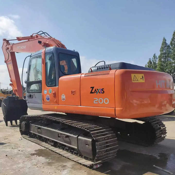 Original Japan Hitachi ZX200-5 Excavator Hitachi Excavator in Low Price for Hot Sale - Excavadora de cadenas: foto 1 Original Japan Hitachi ZX200-5 Excavator Hitachi Excavator in Low Price for Hot Sale - Excavadora de cadenas: foto 1