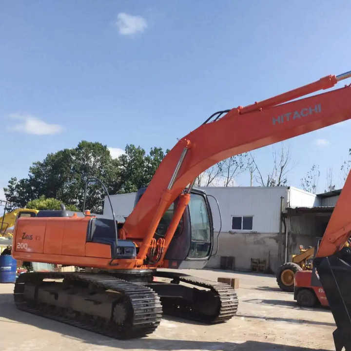 Original Japan Hitachi ZX200-5 Excavator Hitachi Excavator in Low Price for Hot Sale - Excavadora de cadenas: foto 3 Original Japan Hitachi ZX200-5 Excavator Hitachi Excavator in Low Price for Hot Sale - Excavadora de cadenas: foto 3