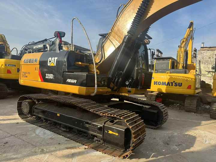 Second Hand Excavator 320D Used Low Price Caterpillar CAT 312D 315D 320D 325D in Good Condition - Excavadora de cadenas: foto 4 Second Hand Excavator 320D Used Low Price Caterpillar CAT 312D 315D 320D 325D in Good Condition - Excavadora de cadenas: foto 4