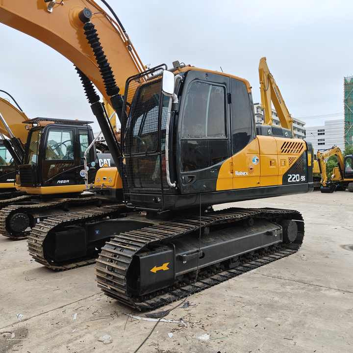 South Korea Low Price Hyundai 220lc-9s Excavator Hyundai 22ton Excavator Hot Sale - Excavadora de cadenas: foto 2 South Korea Low Price Hyundai 220lc-9s Excavator Hyundai 22ton Excavator Hot Sale - Excavadora de cadenas: foto 2