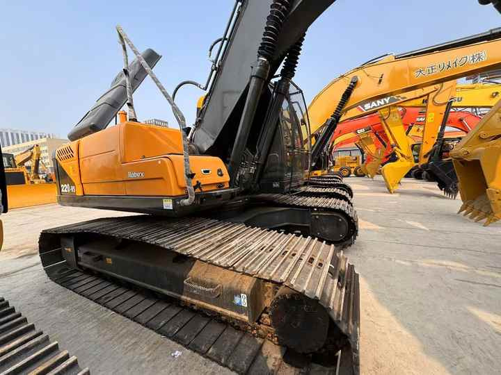 Used 22 Ton Korea Brand Hyundai 220LC-9S Used Excavator for Sale Hyundai 210 215 220 305 Excavators for Sale in China - Excavadora: foto 2 Used 22 Ton Korea Brand Hyundai 220LC-9S Used Excavator for Sale Hyundai 210 215 220 305 Excavators for Sale in China - Excavadora: foto 2