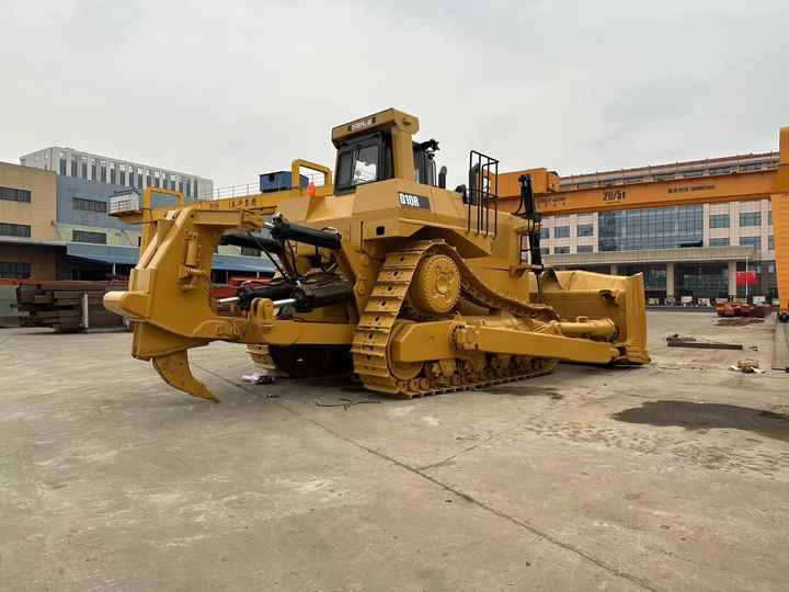 Used CAT D10R New Model Bulldozer Second Hand Machine Popular Brand Cat Hydraulic Machinery - Bulldozer: foto 2 Used CAT D10R New Model Bulldozer Second Hand Machine Popular Brand Cat Hydraulic Machinery - Bulldozer: foto 2