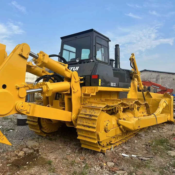 Used China Brand Shantui Sd32 Bulldozer in Stock High Quality Shantui Sd16 22 32 Bulldozer for Sale - Bulldozer: foto 1 Used China Brand Shantui Sd32 Bulldozer in Stock High Quality Shantui Sd16 22 32 Bulldozer for Sale - Bulldozer: foto 1