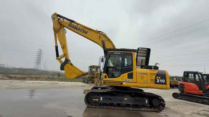 Used Good Quality Japan Original PC210-8 in Good Condition PC210-8 Komatsu - Excavadora de cadenas: foto 5 Used Good Quality Japan Original PC210-8 in Good Condition PC210-8 Komatsu - Excavadora de cadenas: foto 5