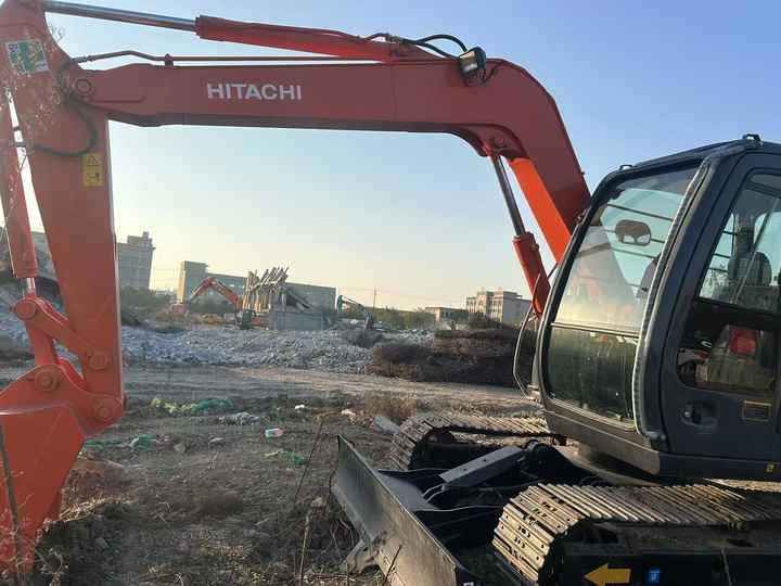 Used HITACHI ZX70 Model Mini Excavator Second Hand Machine Popular Brand Japan Hitachi Hydraulic Machinery - Miniexcavadora: foto 2 Used HITACHI ZX70 Model Mini Excavator Second Hand Machine Popular Brand Japan Hitachi Hydraulic Machinery - Miniexcavadora: foto 2