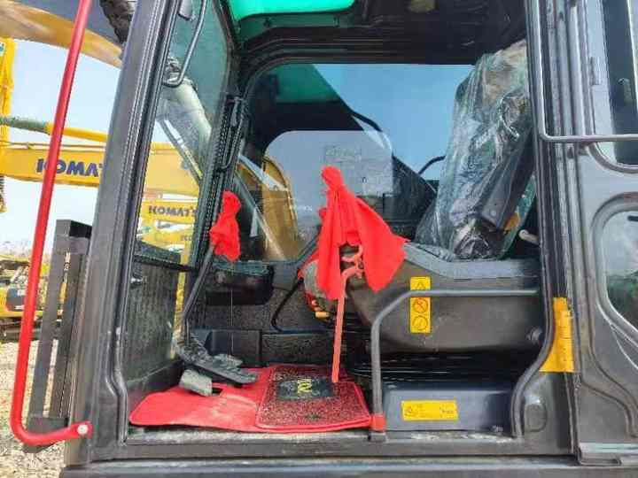 Used volvo ec240 excavator for sale korea brand volvo ec210 240 250 290 300 excavator for sale - Excavadora: foto 3 Used volvo ec240 excavator for sale korea brand volvo ec210 240 250 290 300 excavator for sale - Excavadora: foto 3