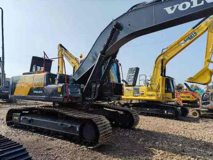 Used volvo ec240 excavator for sale korea brand volvo ec210 240 250 290 300 excavator for sale - Excavadora: foto 2 Used volvo ec240 excavator for sale korea brand volvo ec210 240 250 290 300 excavator for sale - Excavadora: foto 2