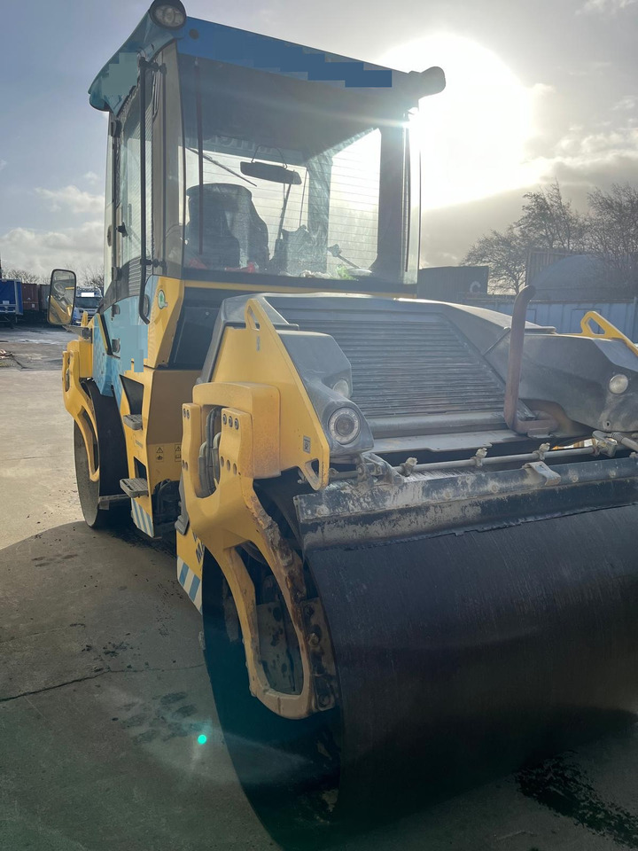 BOMAG BW151AD-5 - Rodillo: foto 2 BOMAG BW151AD-5 - Rodillo: foto 2