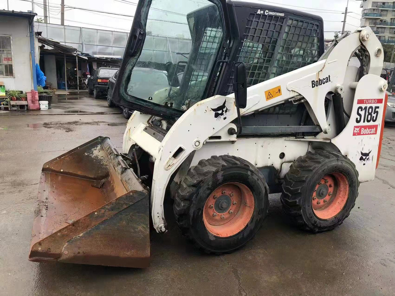 BOBCAT S185 - Minicargadora: foto 2 BOBCAT S185 - Minicargadora: foto 2