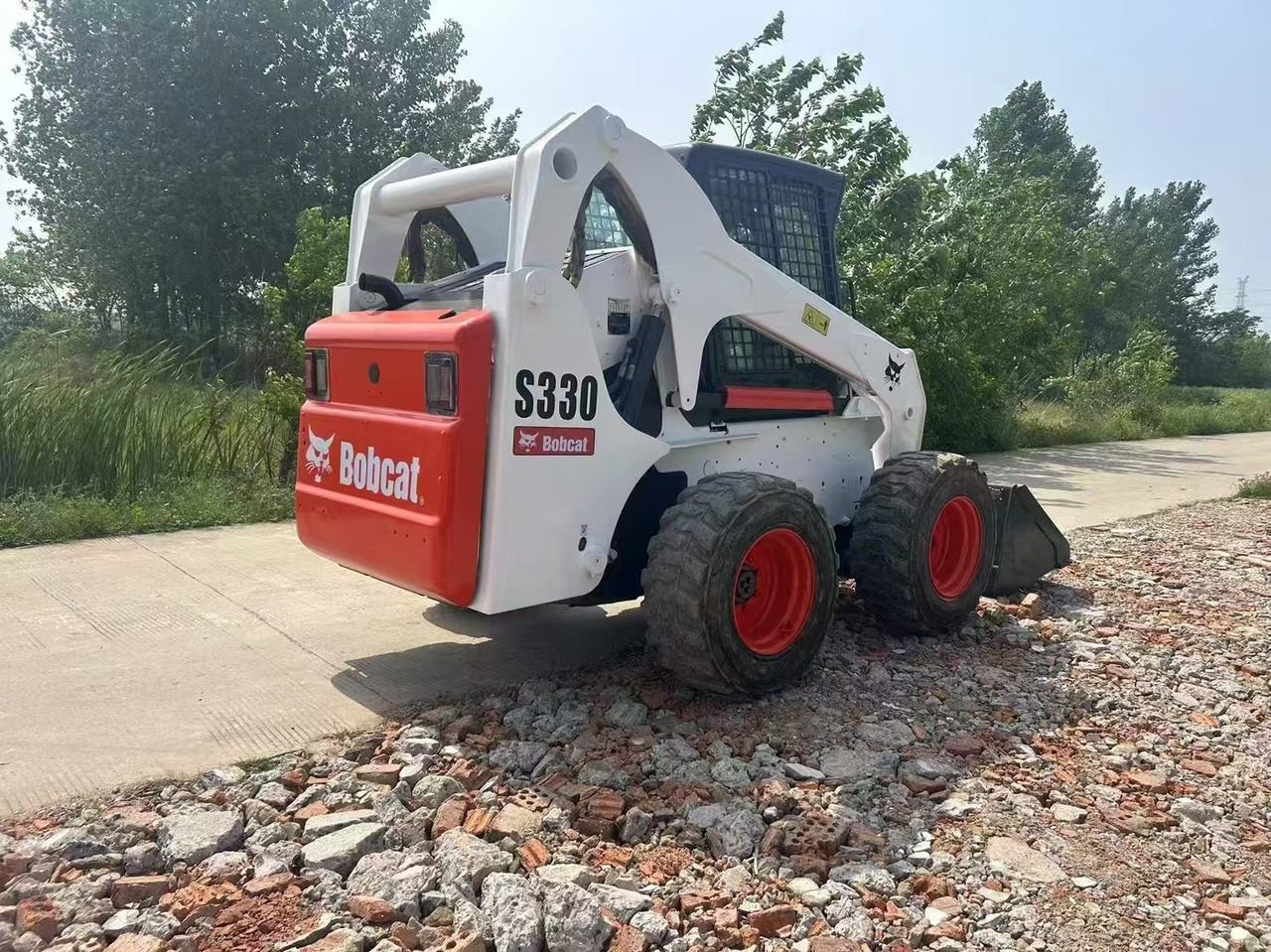 BOBCAT S330 - Minicargadora: foto 2 BOBCAT S330 - Minicargadora: foto 2