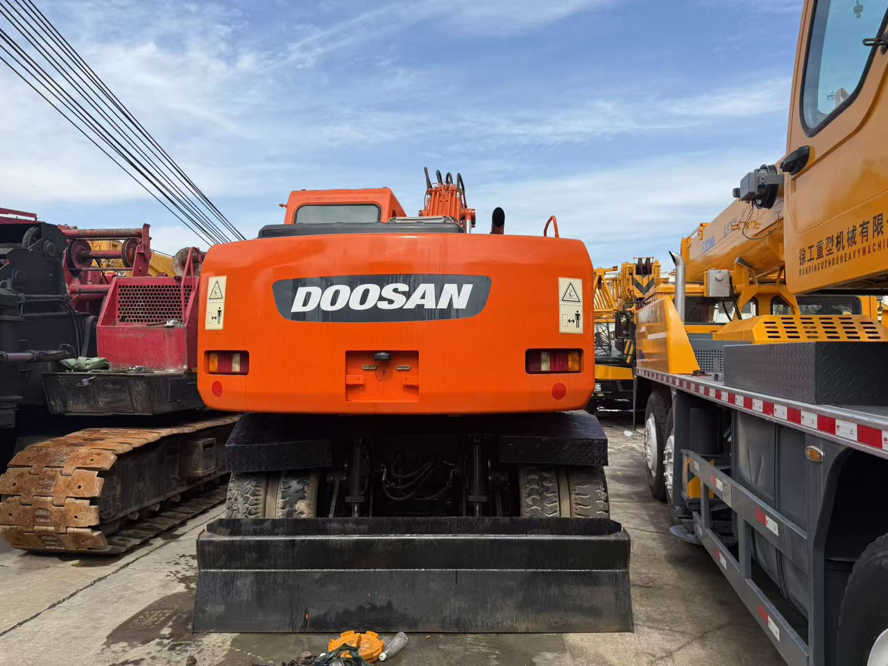 DOOSAN DH150W-7 - Excavadora de ruedas: foto 2 DOOSAN DH150W-7 - Excavadora de ruedas: foto 2